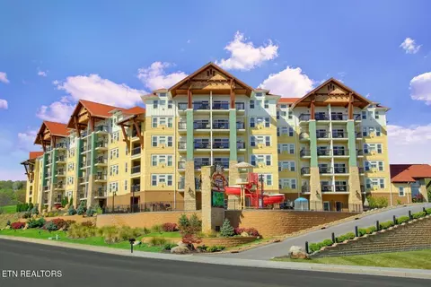 3415 Teaster Ln UNIT 401, Pigeon Forge, TN 37863