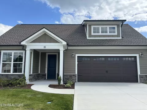 113 Honeysuckle Dr, Lenoir City, TN 37771