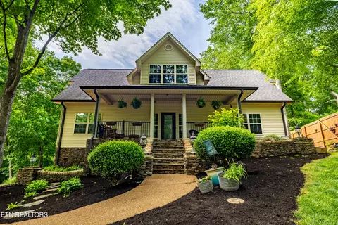 4323 Deer Run Dr, Louisville, TN 37777