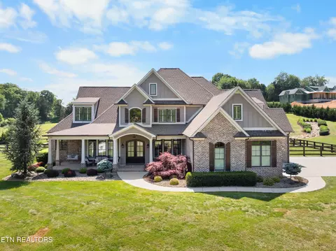 7809 Greenwell Rd, Knoxville, TN 37938