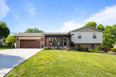 304 Dogwood Ln, Jacksboro, TN 37757