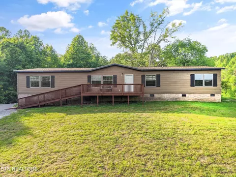 540 Mel Hall Rd, Maryville, TN 37803