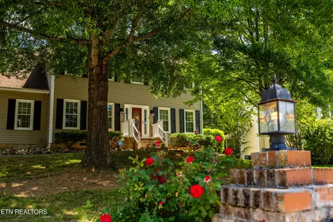7720 Gracemont Blvd, Knoxville, TN 37938