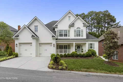 8117 Crimson Tree Ln, Knoxville, TN 37919