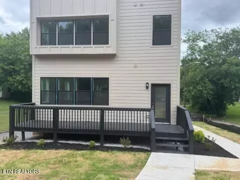 2816 Nichols Ave, Knoxville, TN 37917