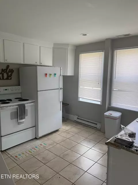 Undisclosed, Knoxville, TN 37916