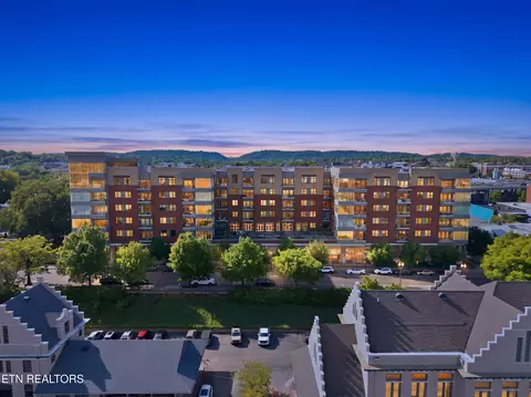 333 W Depot Ave #219, Knoxville, TN 37917