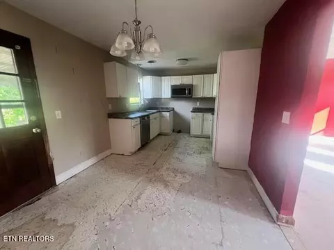 6528 Withers Cir, Talbott, TN 37877 photo 7