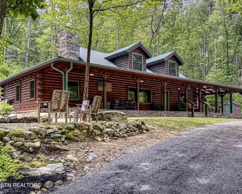 480 Holder Cemetery Rd, Tellico Plains, TN 37385