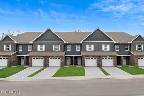 719 Haig St, Maryville, TN 37801
