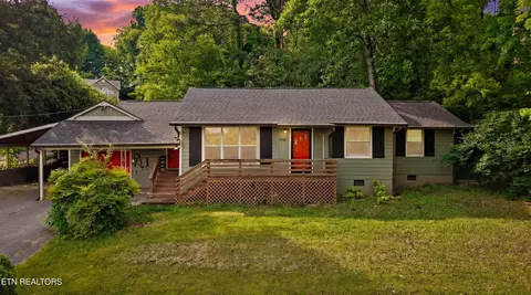 7408 Westridge Dr, Knoxville, TN 37909