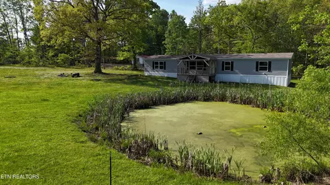 130 Dripping Springs Ct, Monterey, TN 38574