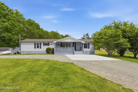 270 Brown Rd, Oakdale, TN 37829
