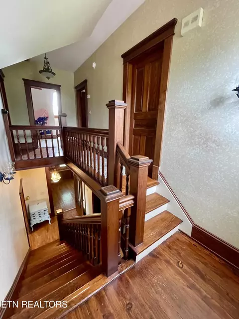 Entry Way - 7600 Corryton Rd, Corryton, TN 37721 photo 5 of 7