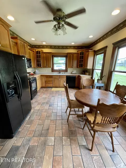 Kitchen - 7600 Corryton Rd, Corryton, TN 37721 photo 2 of 2