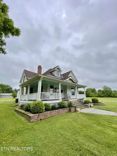 Exterior - 7600 Corryton Rd, Corryton, TN 37721 photo 6 of 20