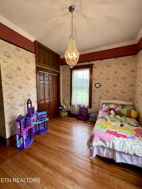 Bedroom - 7600 Corryton Rd, Corryton, TN 37721 photo 2 of 5