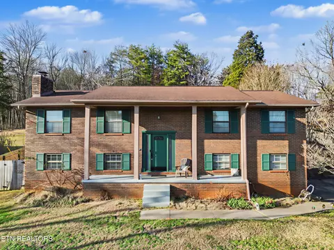 1421 Mount Vista Dr, Knoxville, TN 37920