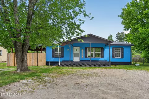 111 Little Ln, Harriman, TN 37748