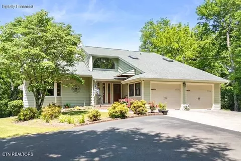 270 Lone Ridge Ln, Clinton, TN 37716