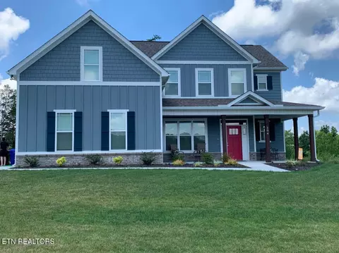 104 Black Oak Dr, Oak Ridge, TN 37830