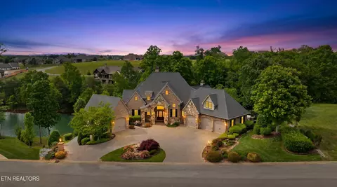 972 Taffrail Dr, Lenoir City, TN 37772
