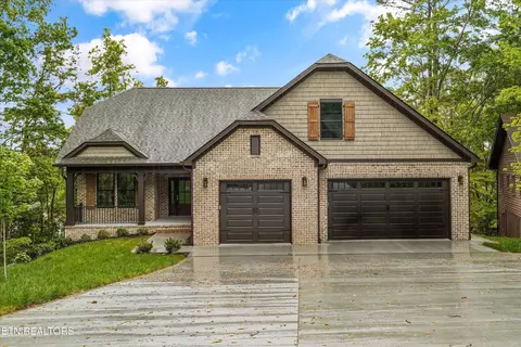 222 Mialaquo Cir, Loudon, TN 37774
