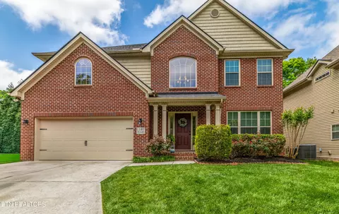 1187 Westland Gardens Blvd, Knoxville, TN 37922