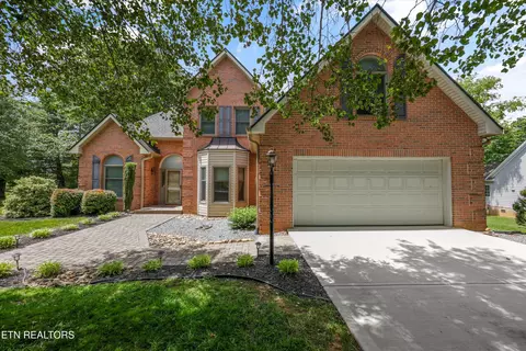95 Deerfield Ln, Oak Ridge, TN 37830