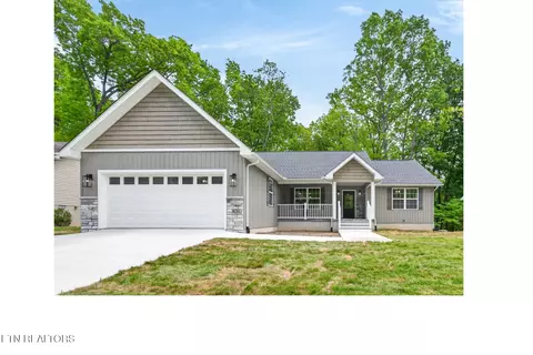 113 Highgate Dr, Crossville, TN 38558
