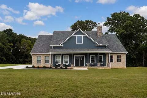 910 Sophie Dr, Greenback, TN 37742