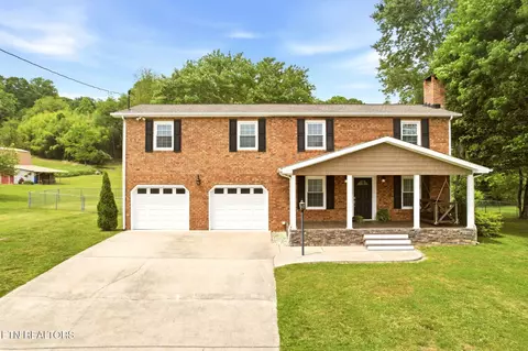 208 Lakeview Ln, Oak Ridge, TN 37830