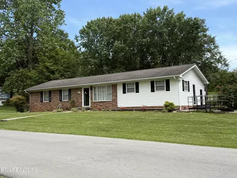1504 Larry Rd, Maryville, TN 37803