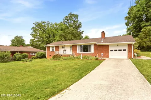 311 Woodhaven Ln, Clinton, TN 37716