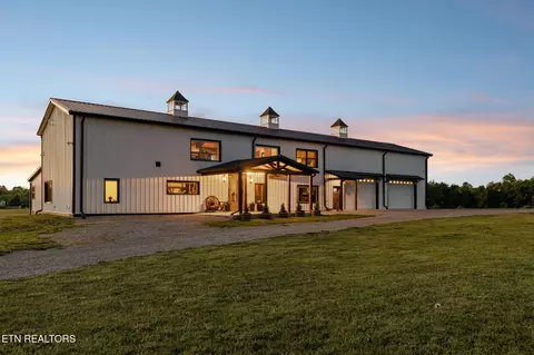 189 Michael Ln, Madisonville, TN 37354