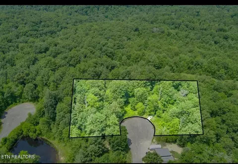 58 Mtn Preserve Pt, Crab Orchard, TN 37723
