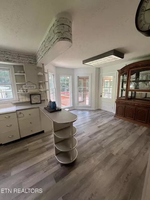 Kitchen - 342 Vine Ave, Oneida, TN 37841 photo 1 of 5
