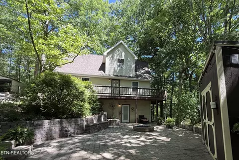 4039 Barb Hollow Rd, Walland, TN 37886