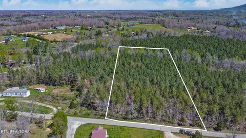 Fred Tollett Rd, Crossville, TN 38572