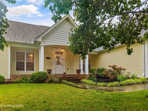 146 Thoroughbred Dr, Cleveland, TN 37312