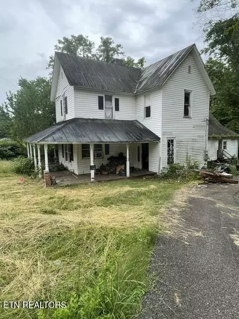 1026 Ruritan Rd, Harriman, TN 37748
