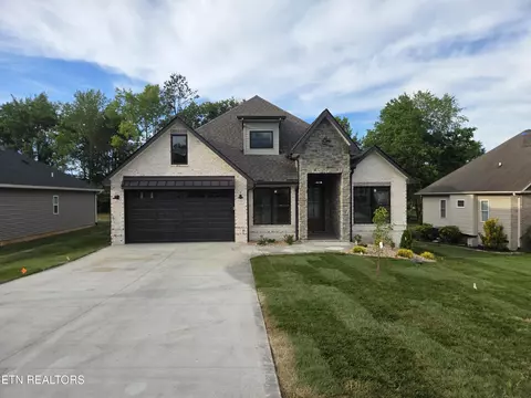 207 Ogana Ln, Loudon, TN 37774