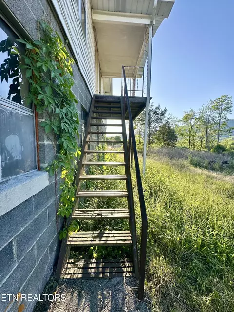 Exterior - 118 Haines Rd, Ewing, VA 24248 photo 6 of 6