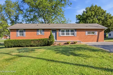 6301 Strawberry Plains Pike, Knoxville, TN 37914