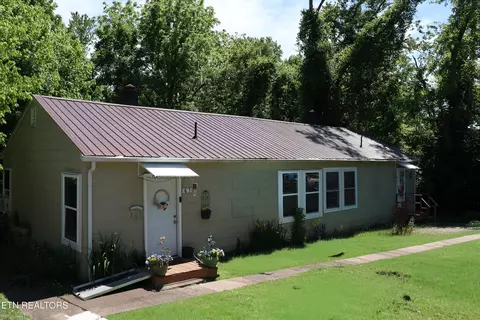 165 Latimer Rd, Oak Ridge, TN 37830