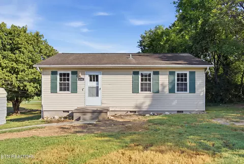 6305 Strawberry Plains Pike, Knoxville, TN 37914