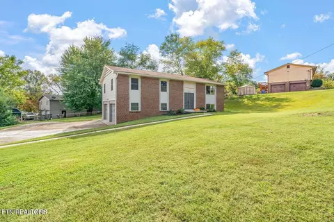 10808 Dineen Dr, Knoxville, TN 37934