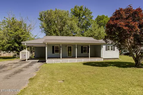 1113 Mayflower Rd, Kingston, TN 37763
