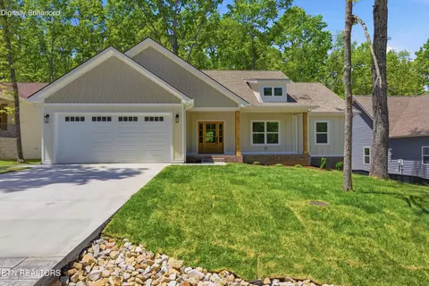 162 Hawes Cir, Crossville, TN 38558