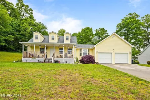 216 Mountain Rd, New Tazewell, TN 37825